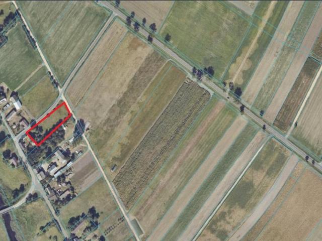 Działka na sprzedaż