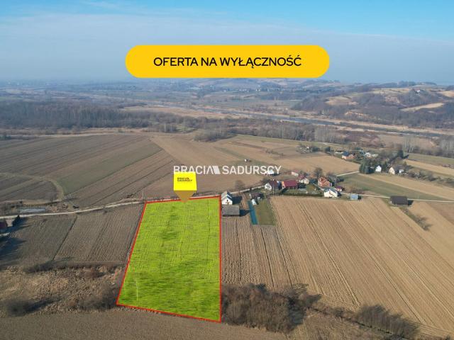 Działka na sprzedaż