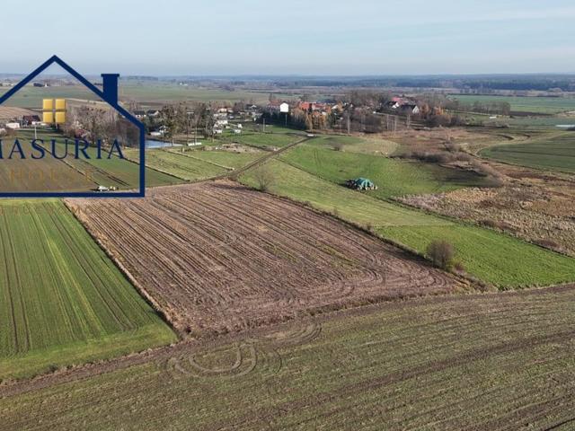 Działka na sprzedaż