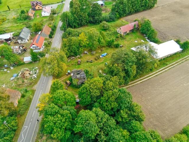 Działka na sprzedaż