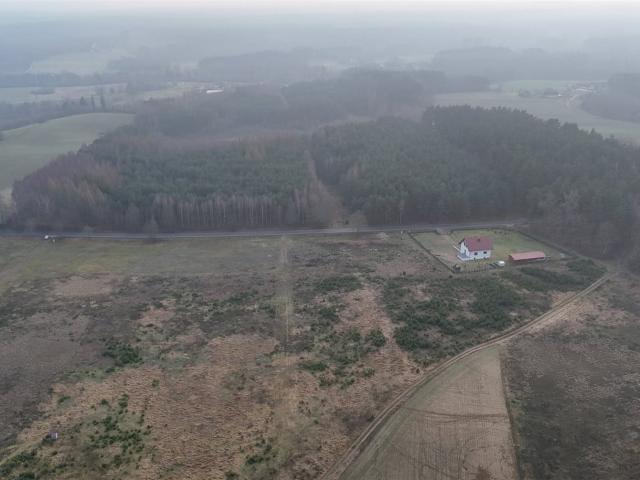 Działka na sprzedaż
