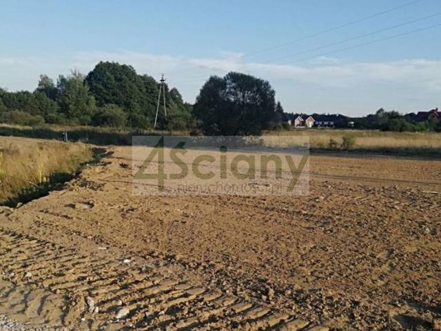 Działka na sprzedaż