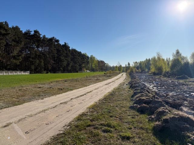 Działka na sprzedaż