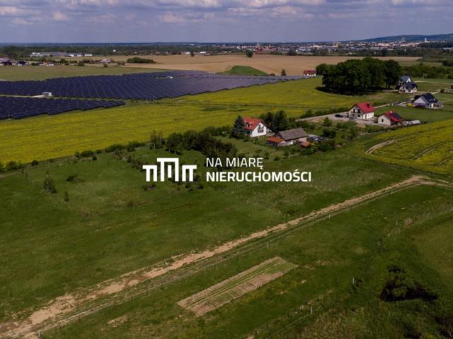 Działka na sprzedaż