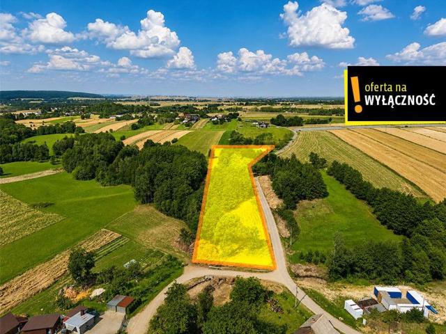 Działka na sprzedaż