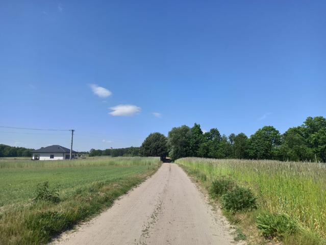 Działka na sprzedaż