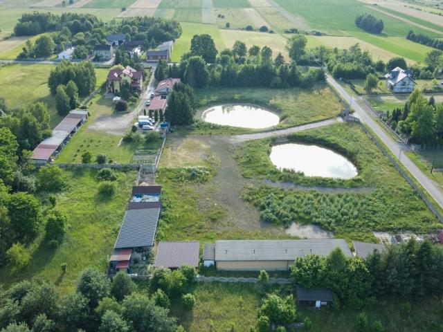 Działka na sprzedaż