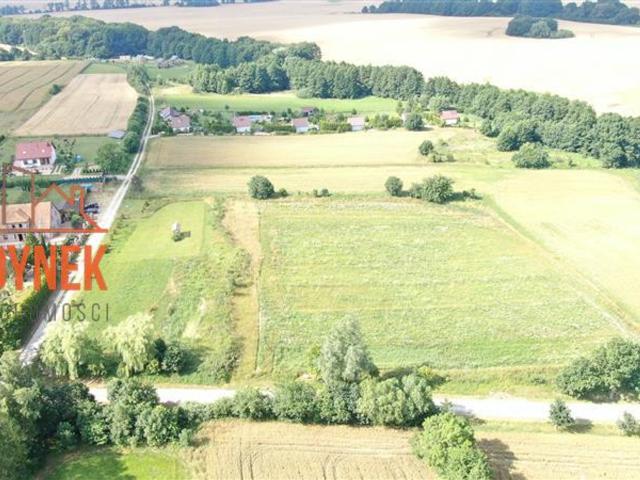 Działka na sprzedaż
