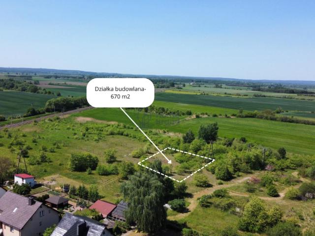 Działka na sprzedaż