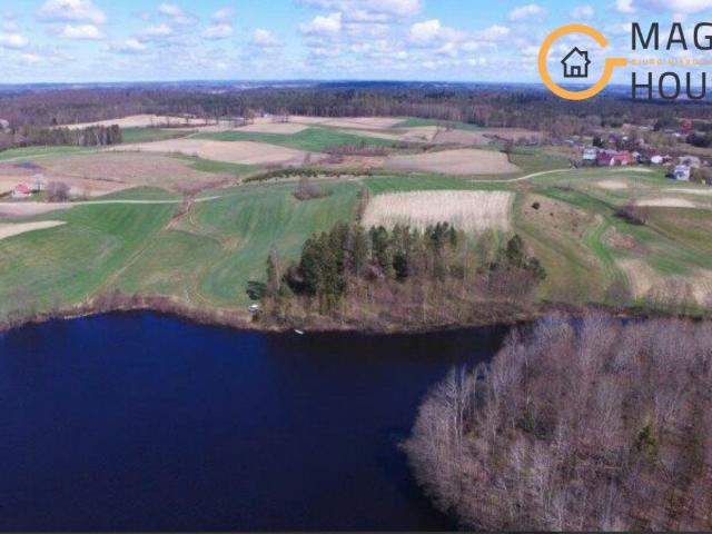 Działka nad jeziorem 7 000 m² w Borowym Lesie