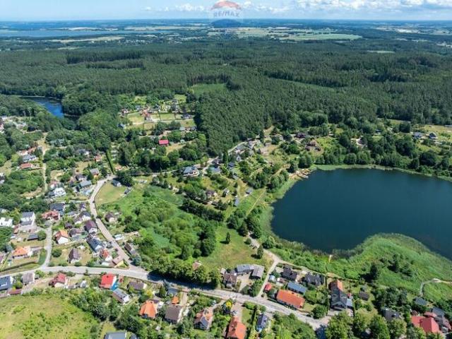 Działka nad jeziorem Wisełka