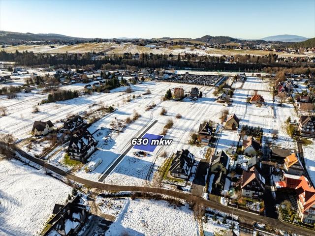 Działka budowlana 630 m² z mediami i dojazdem w Szaflarach