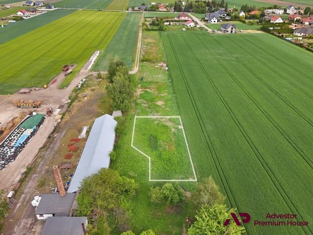 Działka budowlana 670 m² w Piechaninie – spokojna okolica