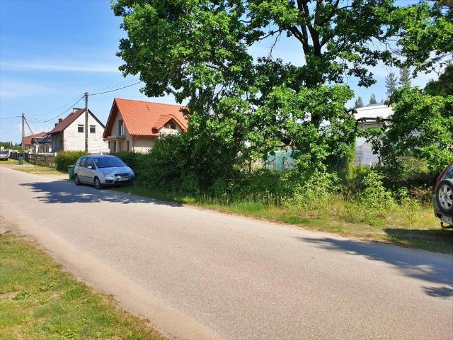 Działka budowlana 803 m² z lasem, prąd i woda, Lipowiec