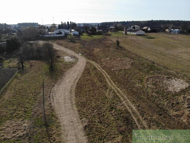 Działka budowlana 869 m2 w Motaniuc z warunkami zabudowy