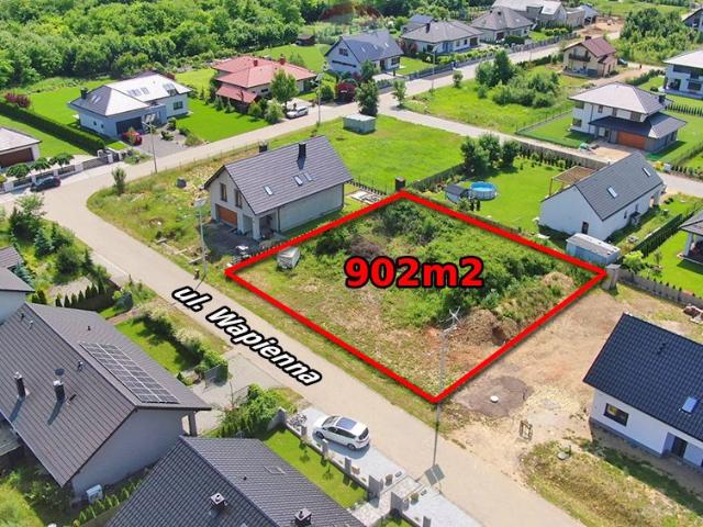 Działka budowlana 902 m² z mediami, gotowa pod budowę