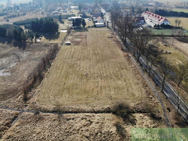 Działka budowlana 944 m² w Dębicach z mediami i decyzją o zabudowie