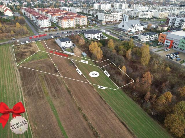 Działka budowlana 957 m² pod dom jednorodzinny, Węglinek