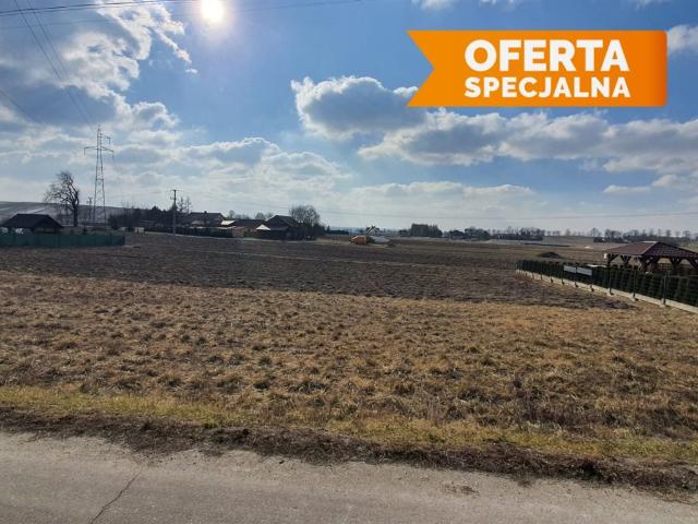 Działka budowlana 1000 m² z mediami, asfalt, Wężerów