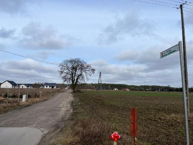 Działka budowlana 1048 m² z warunkami zabudowy w Tur