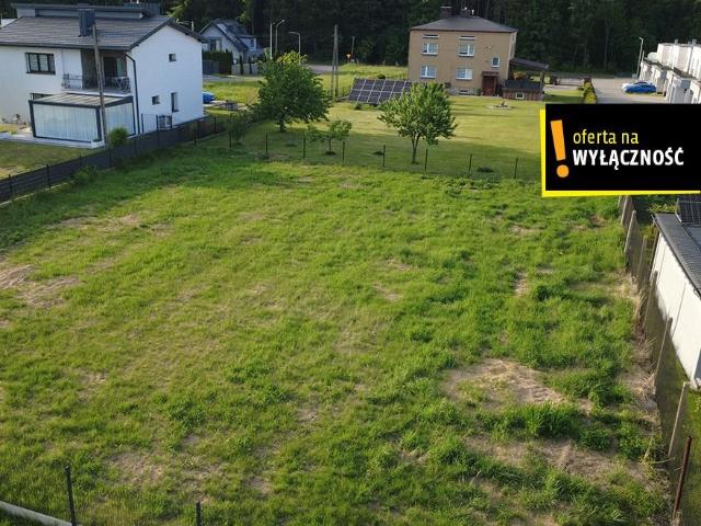 Działka budowlana 1085 m² przy lesie, spokojna okolica