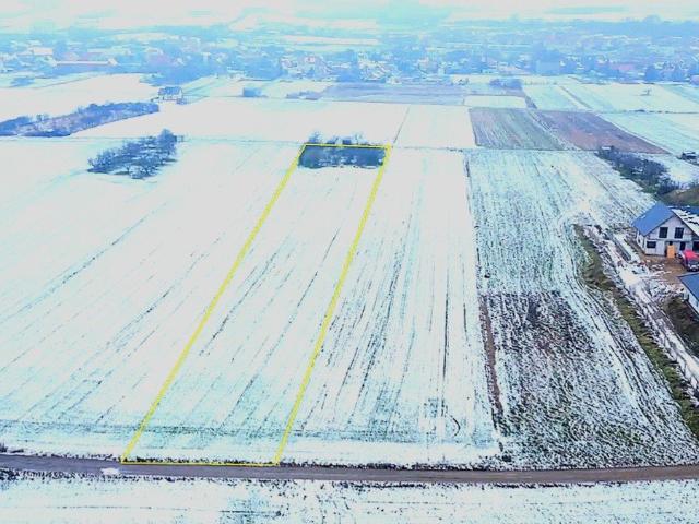 Działka budowlana 1121 m² z decyzją podziału i udziałem gratis