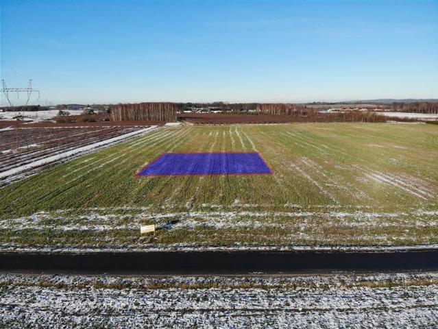 Działka budowlana 1133 m² w Manowie z mediami i dojazdem