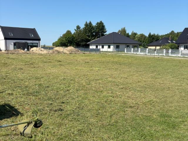 Działka budowlana 1224 m² w spokojnej okolicy z dostępem do mediów
