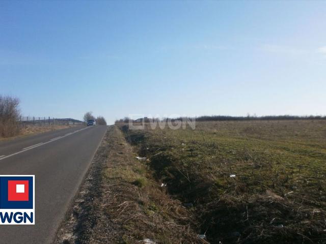 Sprzedam działkę budowlaną 1349 m² w Zawadzie, spokojna okolica