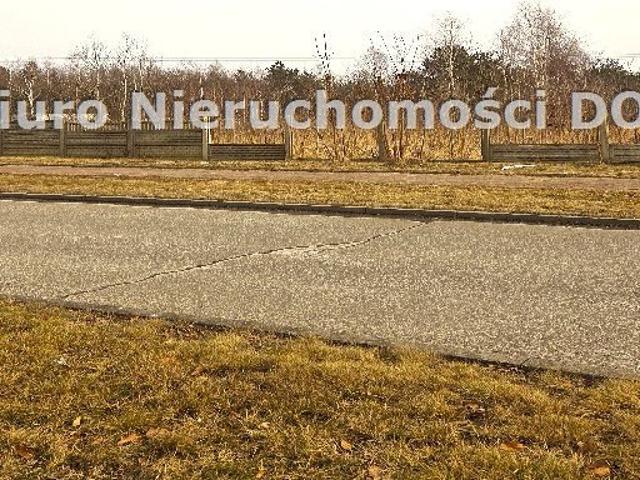 Działka budowlana 1463 m² w Lisińcu – szeroki front!
