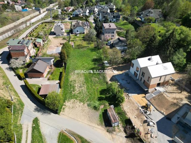 Działka budowlana 1519 m² z projektem i mediami