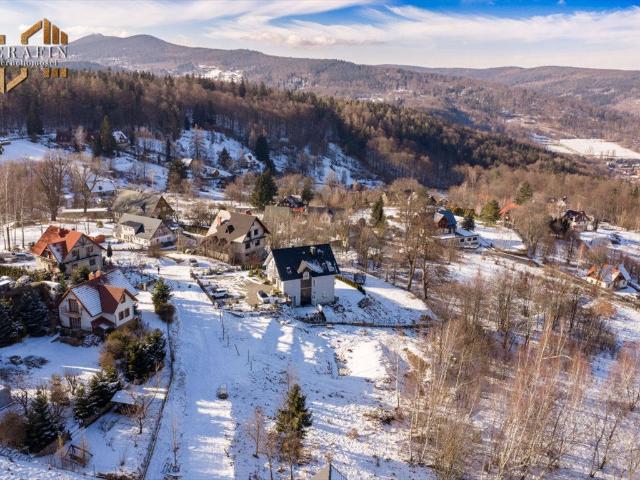 Działka budowlana 1538 m² z widokiem w Michałowicach