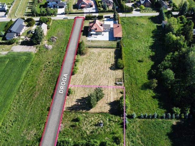 Działka budowlana 1581 m² w spokojnej okolicy