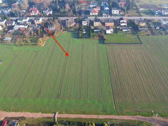 Działka budowlana 1663 m² z możliwością podziału