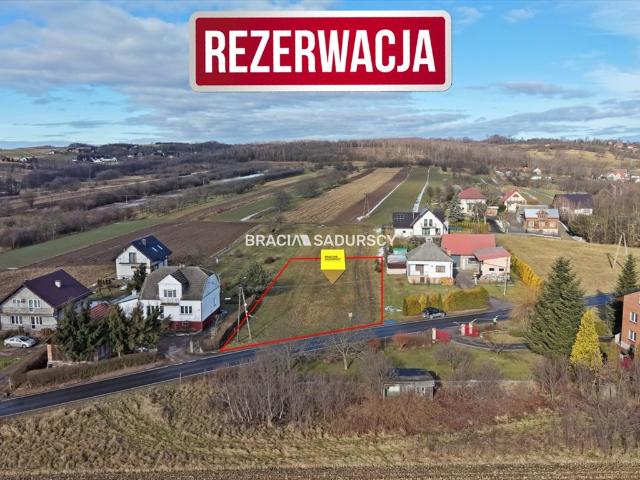 Działka budowlana 16 arów w Czułowie, media, blisko Krakowa