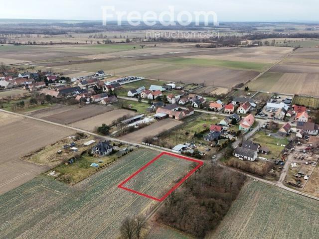 Działka budowlana 23 arów z warunkami zabudowy i mediami