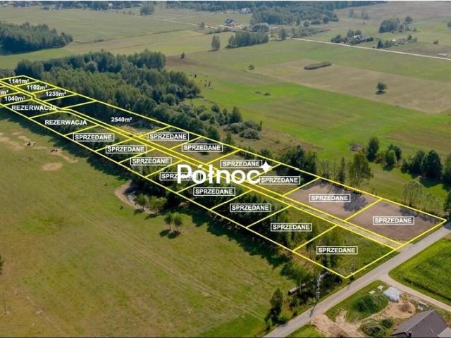 Działka budowlana 2540 m2 z warunkami zabudowy i infrastrukturą