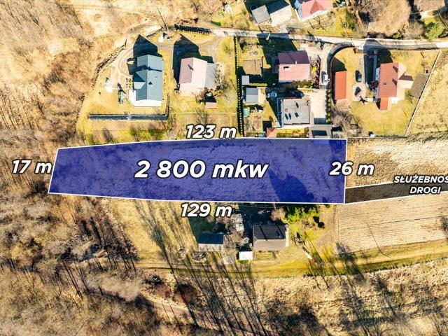 Działka budowlana 2800 m² w Regulicach, gaz i woda w działce