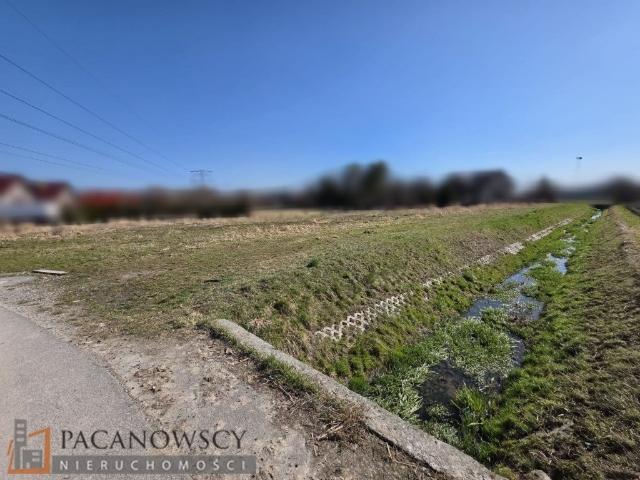 Działka budowlana 34 arów w Zielonkach z mediami