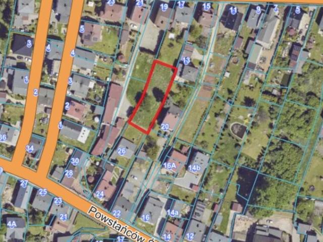 Działka budowlana z możliwością działalności, 643 m²
