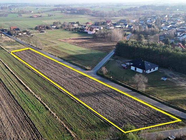 Działka budowlano rolna uzbrojona pow. 4403m2