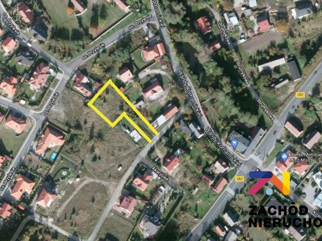 Działka do wynajęcia w Wilkanowie – ogrodzona z bramą