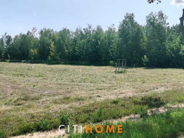 Działka inwestycyjna 15 100 m² przy DW 801, pod magazyny