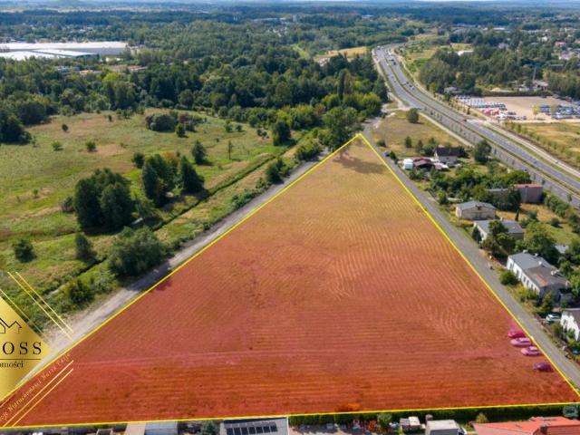 Działka inwestycyjna 16 832 m² z mediami, usługowo handlowa