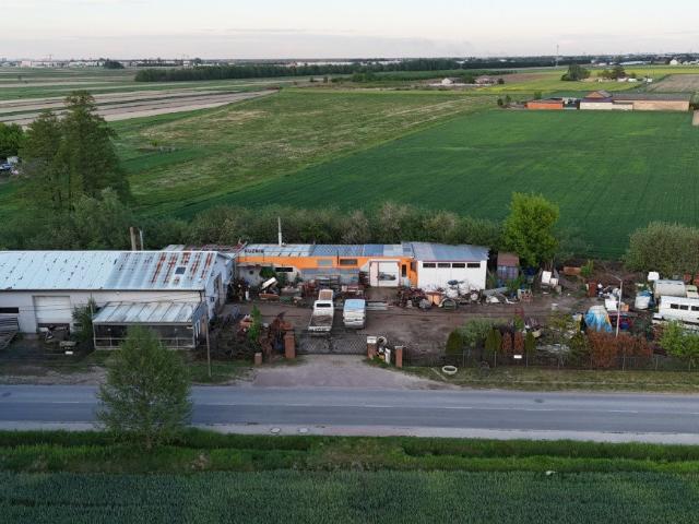 Działka inwestycyjna 2300 m² z zabudową 600 m², Lesznowola