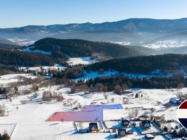 Inwestycyjna działka z widokiem na Babią Górę, 6 domów