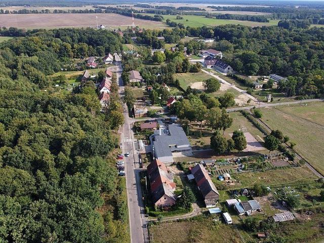Sprzedam działkę pod zabudowę 2625 m² z dostępem do lasu