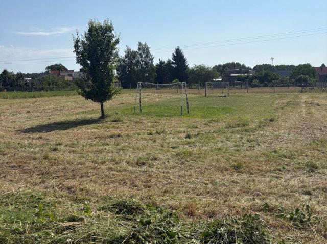 Sprzedam działkę 1750 m² pod dom z warunkami zabudowy
