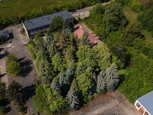 Działka pod halę lub usługowy, 3693 m², przy drodze