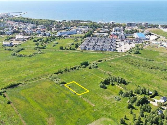 Działka pod obiekty zamieszkania z usługami, 891 m²
